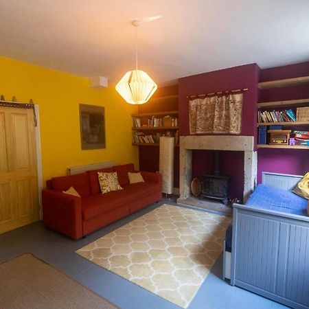 Beautiful Riverside Home, Hebden Bridge, Woodland Views, Sleeps 2 - 9 Экстерьер фото