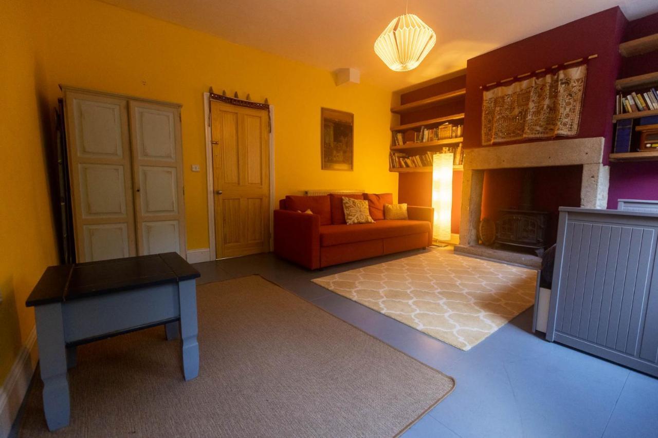 Beautiful Riverside Home, Hebden Bridge, Woodland Views, Sleeps 2 - 9 Экстерьер фото